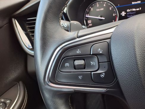 Used 2023 Buick Envision Avenir image 17