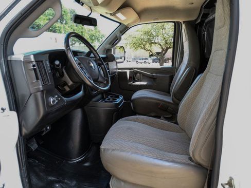 Used 2020 Chevrolet Express 2500 w/ Driver Convenience Package image 3