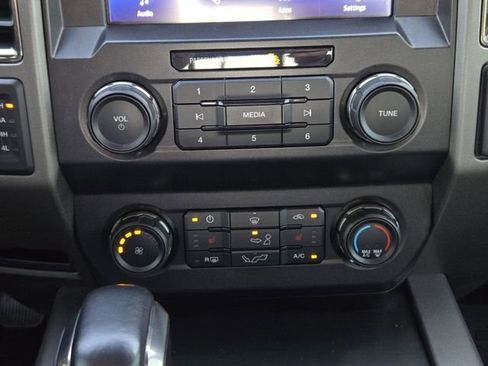 Used 2020 Ford F150 Raptor w/ Equipment Group 801A Mid image 20