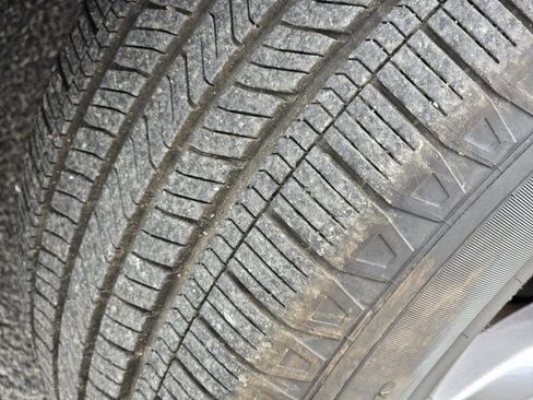 Used 2023 MAZDA CX-9 Touring image 33