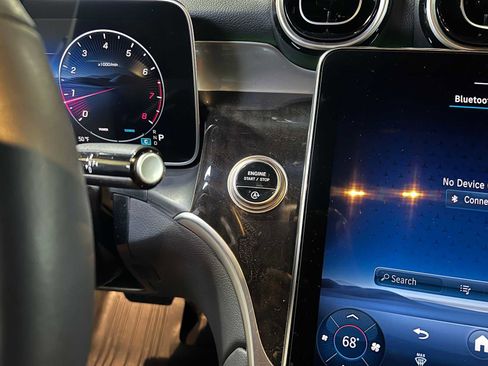 Used 2025 Mercedes-Benz GLC 300 GLC 300 image 30