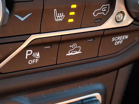 Used 2023 Jeep Wrangler Unlimited Sahara w/ Cold Weather Group image 29