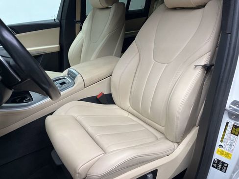 Used 2019 BMW X5 xDrive40i w/ Convenience Package AWD/4WD image 21