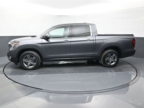 Used 2023 Honda Ridgeline RTL-E image 2