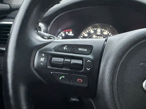 Used 2018 Kia Sorento SX image 29