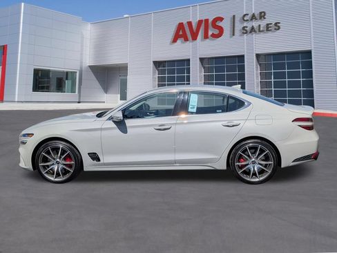 Used 2025 Genesis G70 2.5T RWD image 10