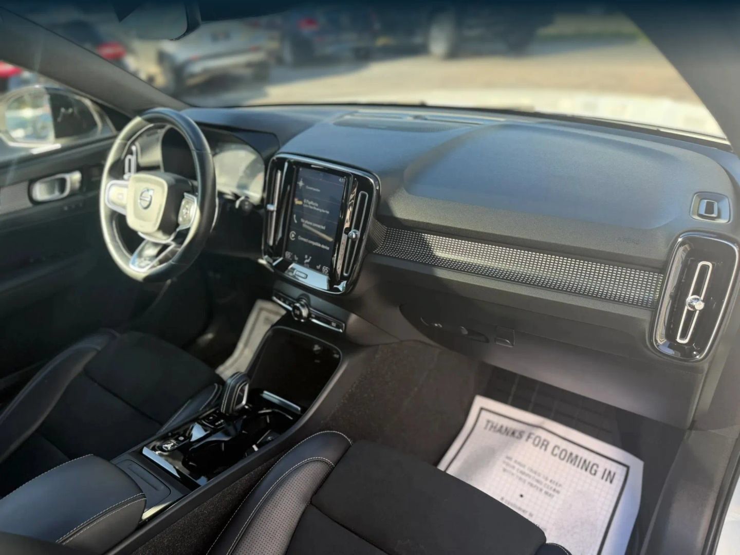 Used 2019 Volvo XC40 T5 R-Design AWD/4WD image 18