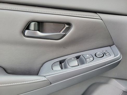 New 2025 Nissan Sentra S image 28