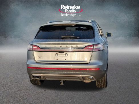 Used 2021 Lincoln Nautilus Reserve image 6