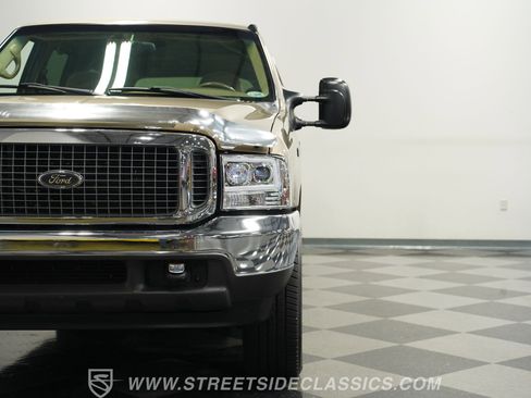 Used 2000 Ford Excursion XLT image 19