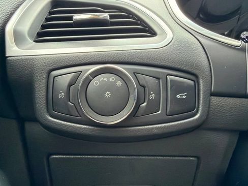 Used 2016 Ford Edge Titanium w/ Equipment Group 301A AWD/4WD image 30
