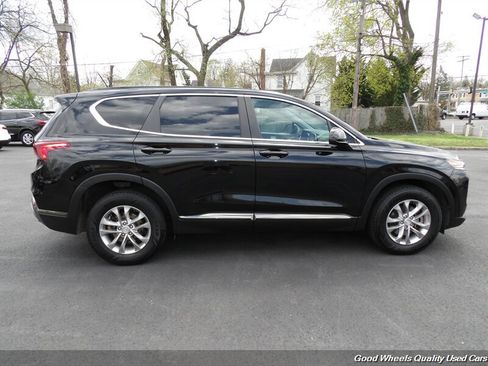 Used 2019 Hyundai Santa Fe SE AWD/4WD image 4