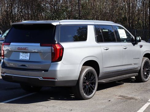 New 2026 GMC Yukon XL Elevation image 7