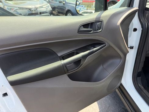 Used 2020 Ford Transit Connect XL FWD image 16