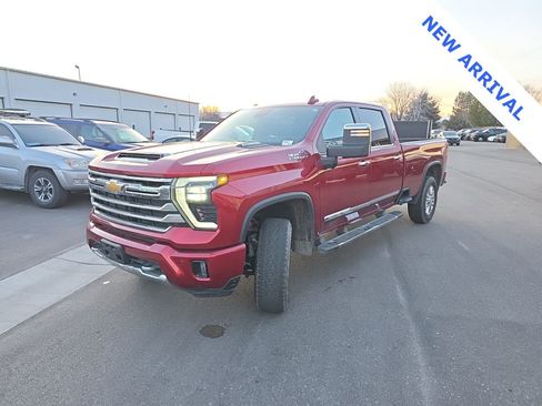 Used 2025 Chevrolet Silverado 2500 High Country w/ Technology Package image 4