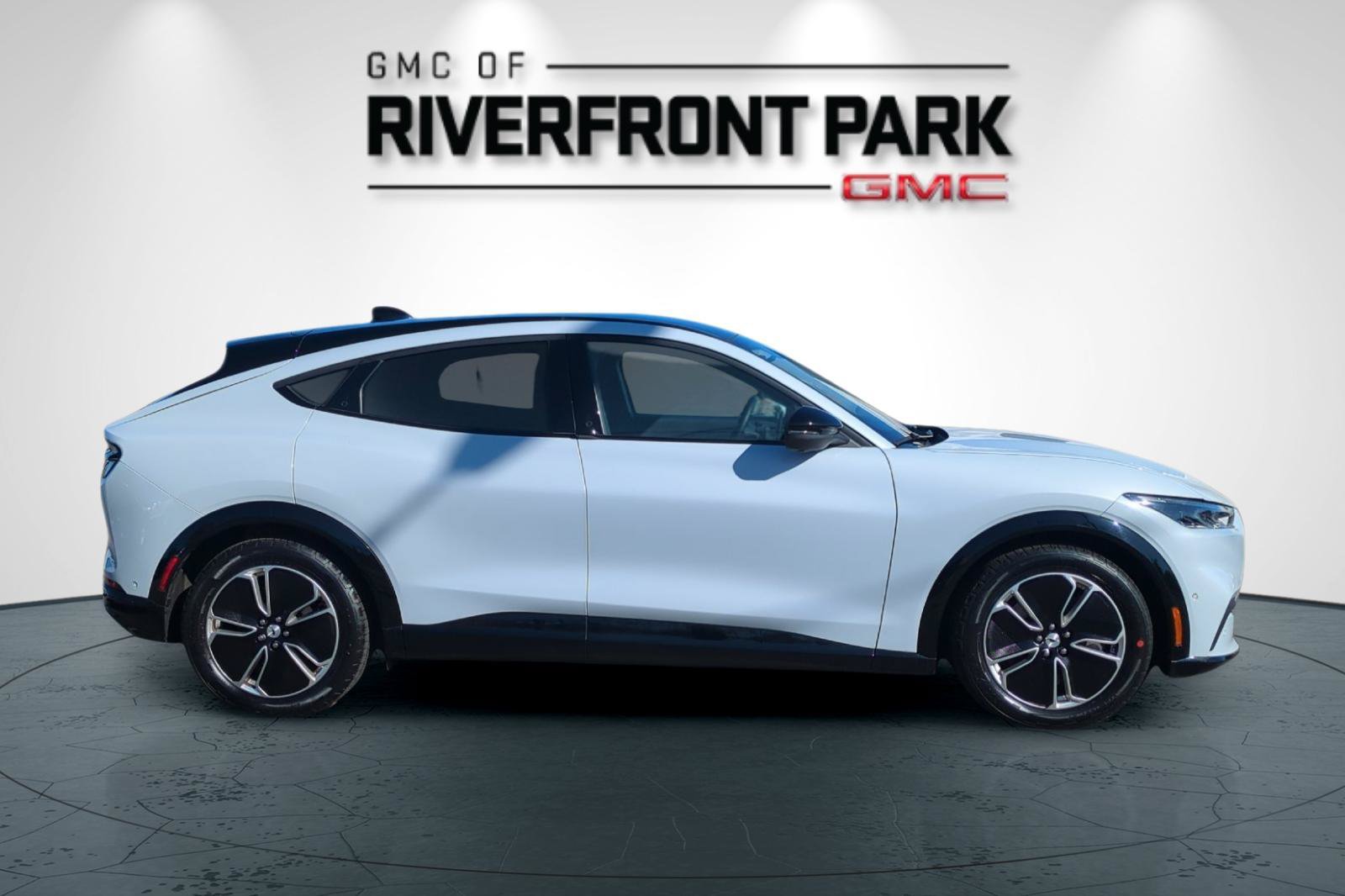 Used 2023 Ford Mustang Mach-E Premium AWD/4WD image 2