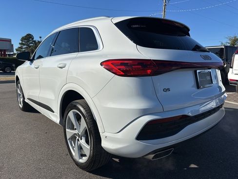 Used 2025 Audi Q5 Premium Plus w/ Premium Plus image 5