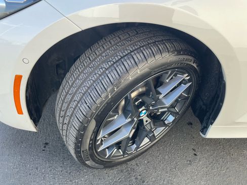 Used 2025 BMW 330i xDrive Sedan image 20