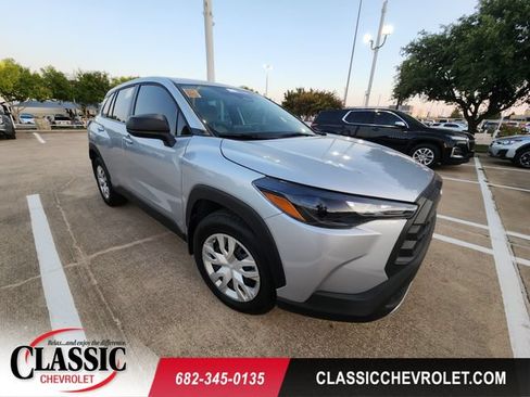 Used 2026 Toyota Corolla Cross L FWD image 1