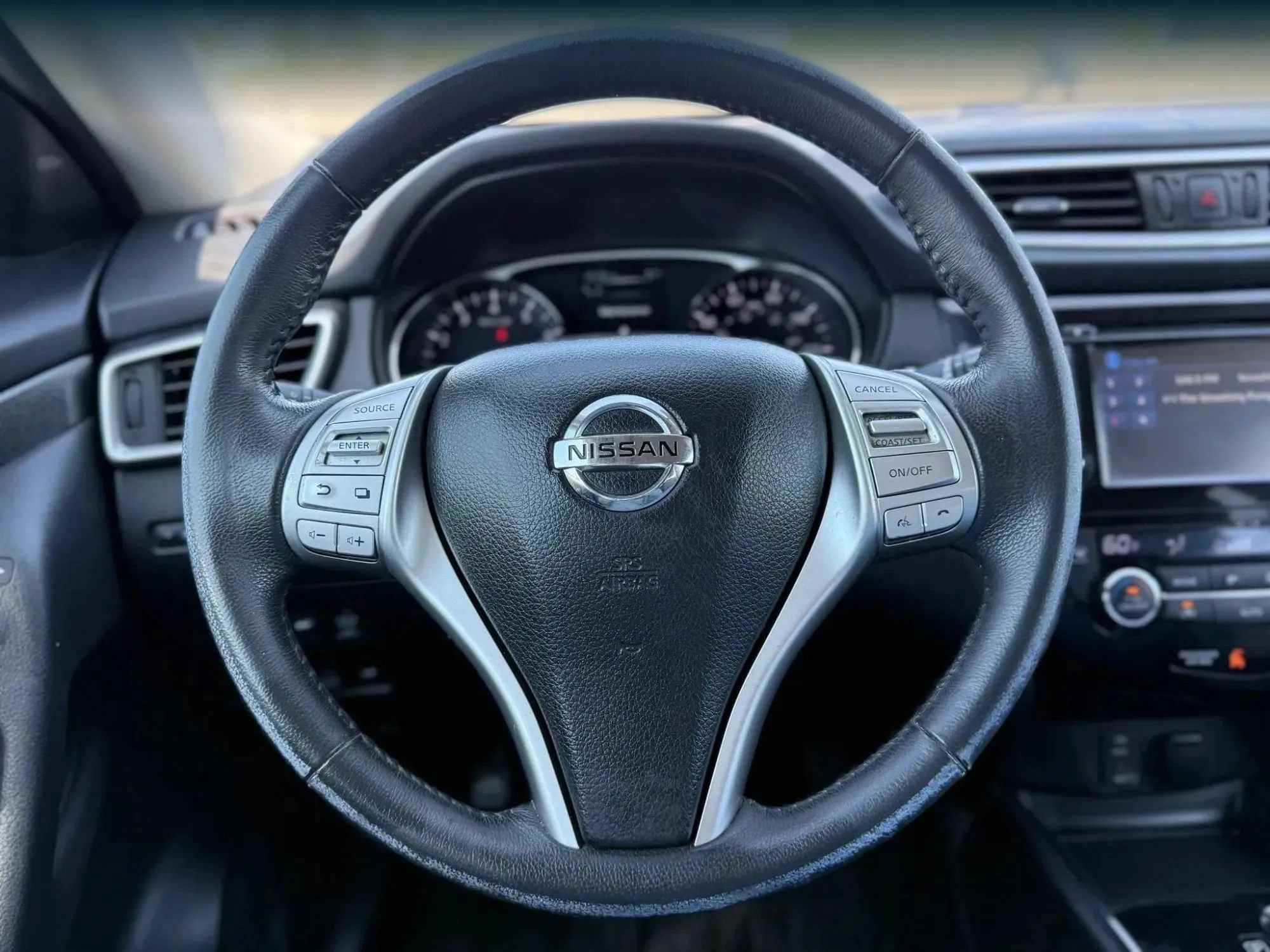 Used 2016 Nissan Rogue SL w/ SL Premium Package AWD/4WD image 25
