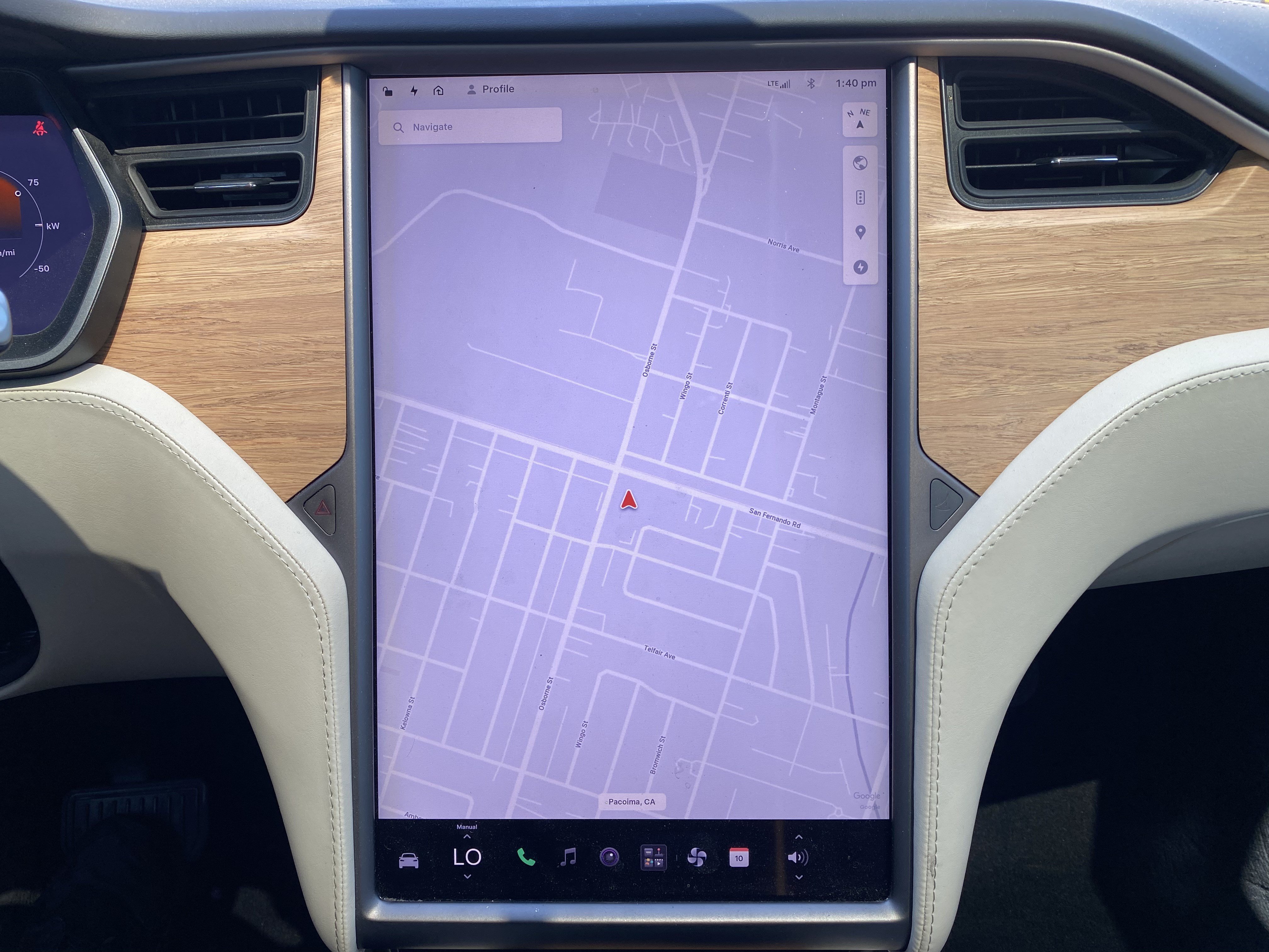 Used 2018 Tesla Model X 100D AWD/4WD image 25