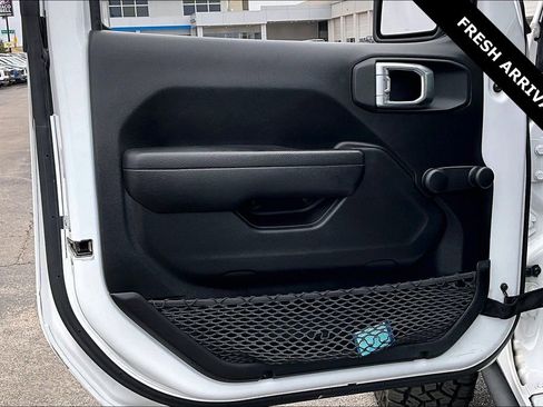 Used 2022 Jeep Gladiator Sport w/ Trailer Tow Package image 20