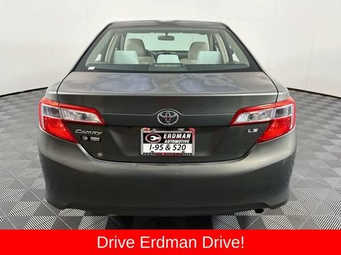 Used 2014 Toyota Camry LE FWD image 22