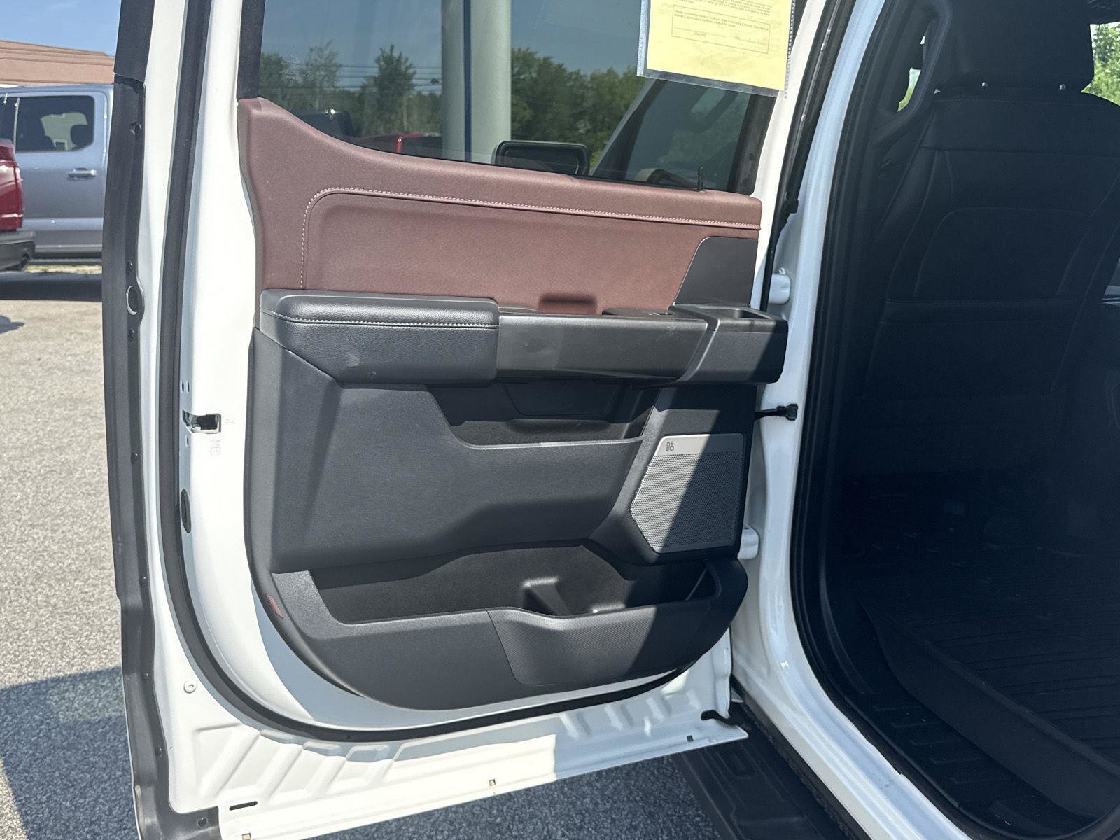 Used 2023 Ford F150 Lariat AWD/4WD image 13