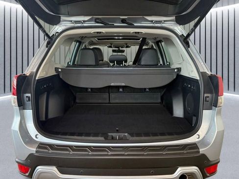 Used 2022 Subaru Forester Touring w/ Popular Package #2 AWD/4WD image 8