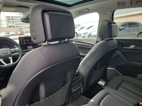 Certified 2022 Audi Q5 2.0T Premium w/ Convenience Package image 17