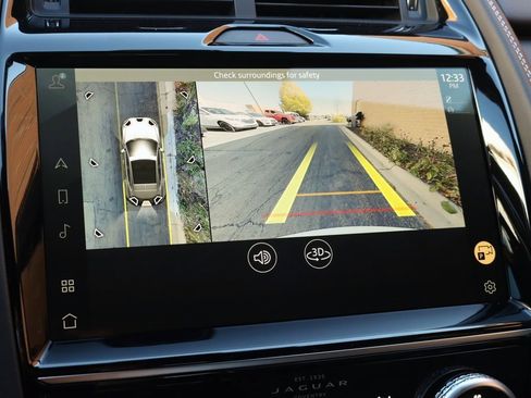 Certified 2024 Jaguar E-PACE R-Dynamic SE image 29