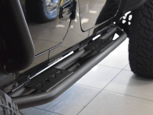 Used 2018 Jeep Wrangler Unlimited Sport S AWD/4WD image 32