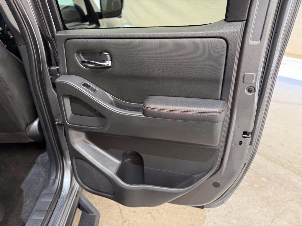Used 2023 Nissan Frontier Pro-X w/ Pro Convenience Package RWD image 14