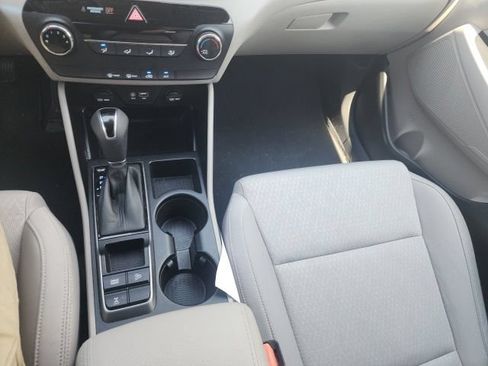 Used 2017 Hyundai Tucson SE w/ SE Popular Package 02 AWD/4WD image 17