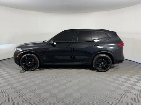 Used 2024 BMW X5 sDrive40i w/ M Sport Package image 2