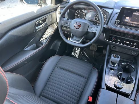 New 2026 Nissan Rogue SV AWD/4WD image 14