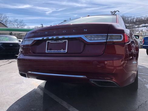 Used 2017 Lincoln Continental Reserve w/ Climate Package image 4