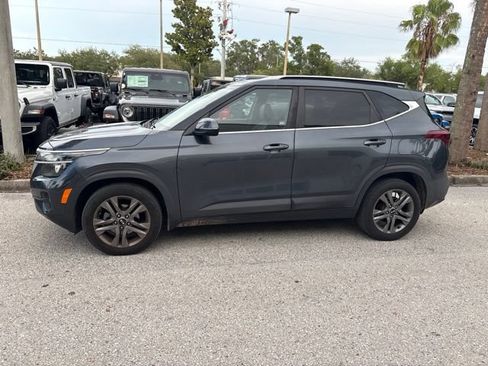 Used 2021 Kia Seltos S FWD image 1