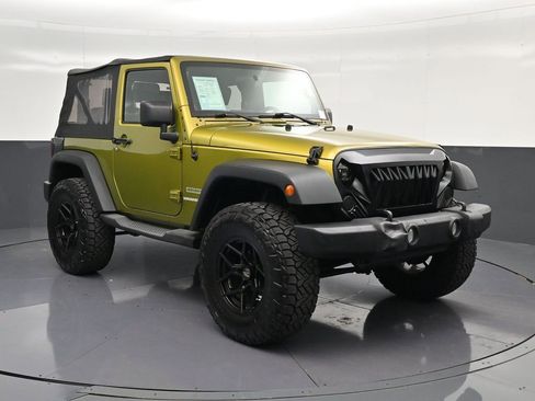 Used 2010 Jeep Wrangler Sport AWD/4WD image 5