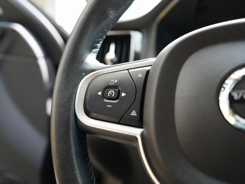 Used 2021 Volvo XC60 T8 Inscription Expression w/ Protection Package Premier image 20