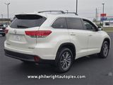 Used 2018 Toyota Highlander XLE image 3
