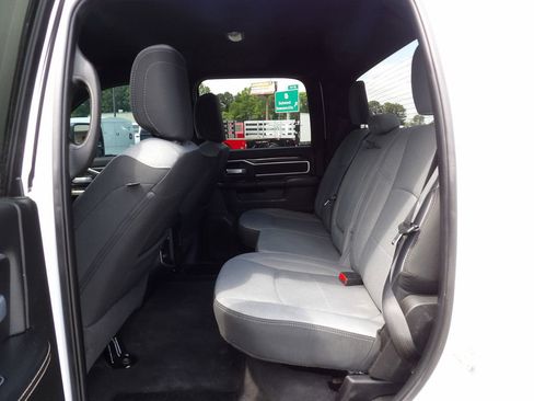 Used 2024 RAM 2500 Big Horn w/ Off Road Package AWD/4WD image 32