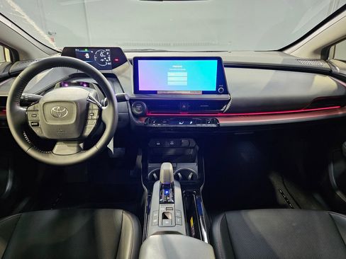 New 2026 Toyota Prius Plug-In Hybrid image 9