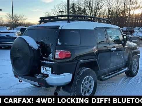 Used 2011 Toyota FJ Cruiser 4WD image 28