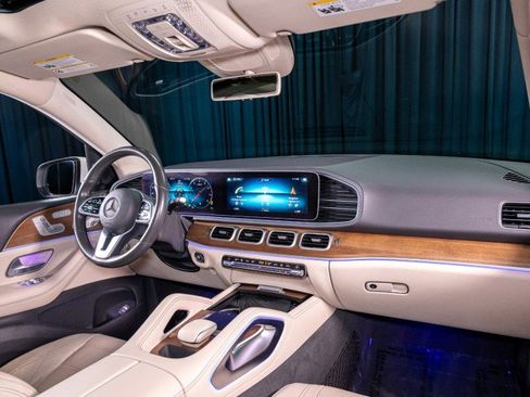 Used 2020 Mercedes-Benz GLE 350 image 4