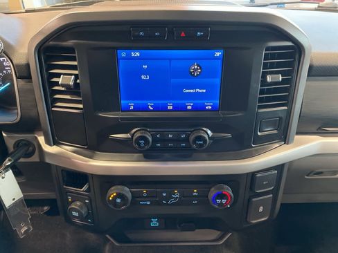 Used 2022 Ford F150 XLT image 12