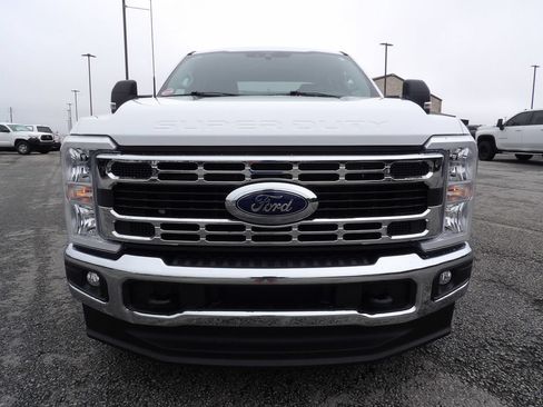 Used 2025 Ford F250 XLT w/ FX4 Off-Road Package AWD/4WD image 12