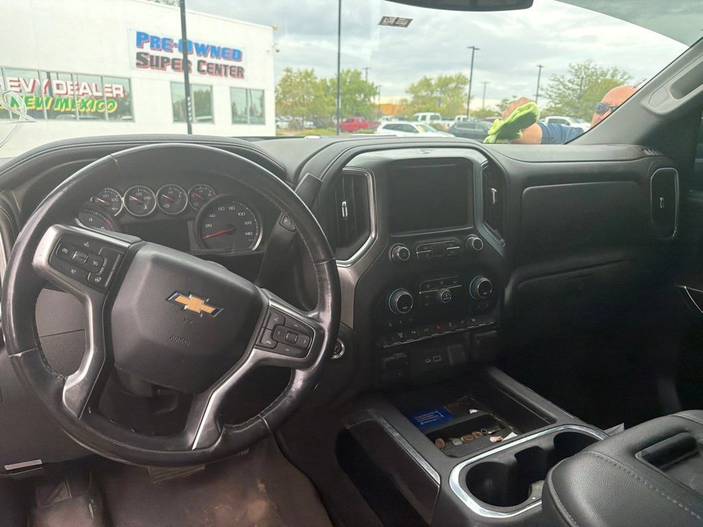 Used 2020 Chevrolet Silverado 2500 LTZ w/ LTZ Convenience Package AWD/4WD image 14