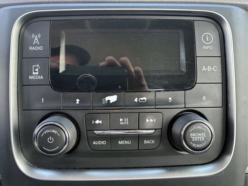 Used 2018 RAM 2500 Tradesman w/ Chrome Appearance Group AWD/4WD image 22