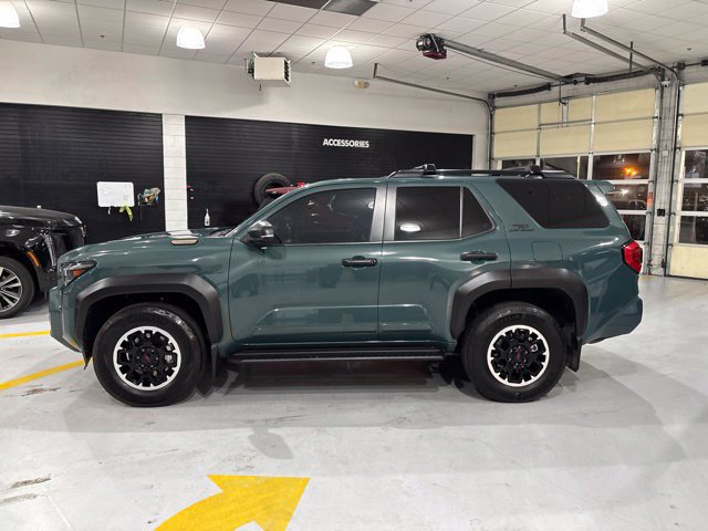 Used 2025 Toyota 4Runner TRD Off-Road Premium w/ Tow Technology Package AWD/4WD image 5